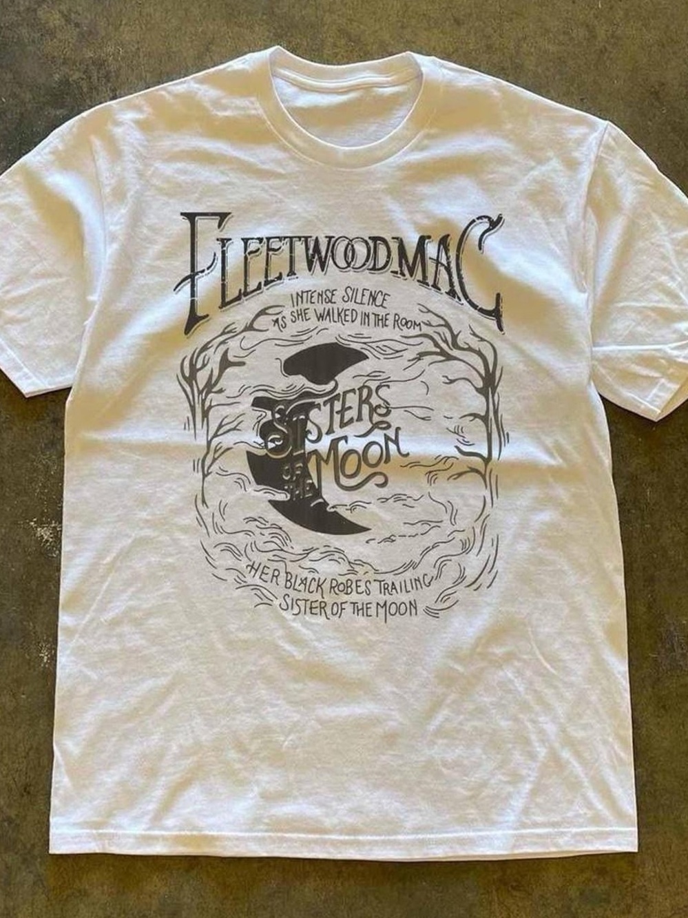 Gildan White 'Sisters of the Moon' Fleetwood Mac Graphic Tee